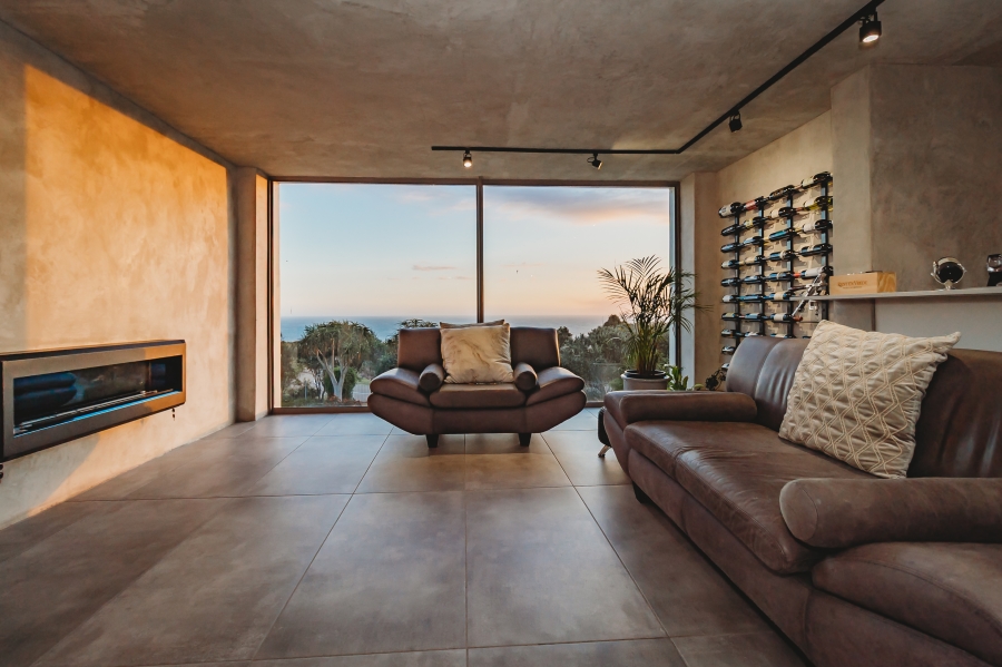 4 Bedroom Property for Sale in Herolds Bay Western Cape